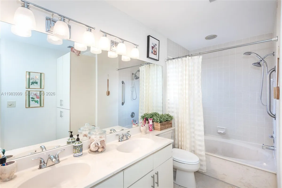 3212 Arbor Ln # 2407, Hollywood FL 33021