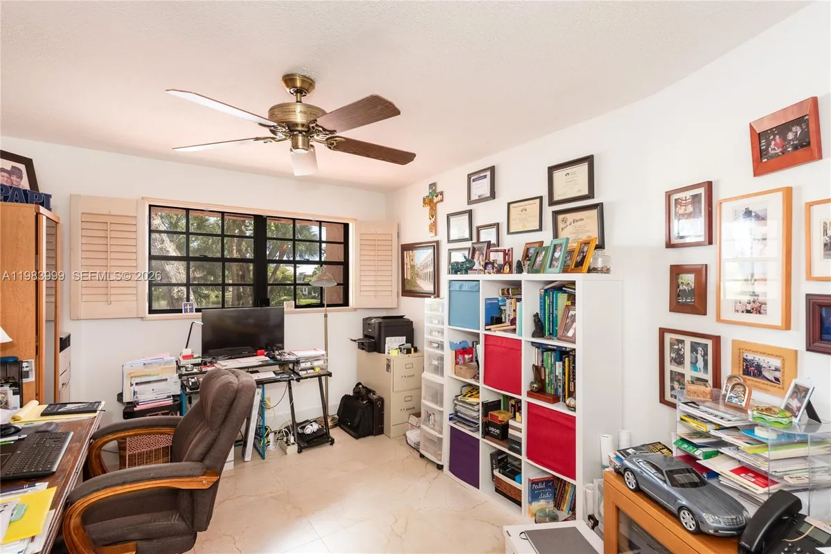 3212 Arbor Ln # 2407, Hollywood FL 33021