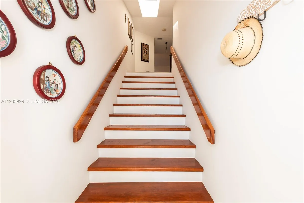 3212 Arbor Ln # 2407, Hollywood FL 33021