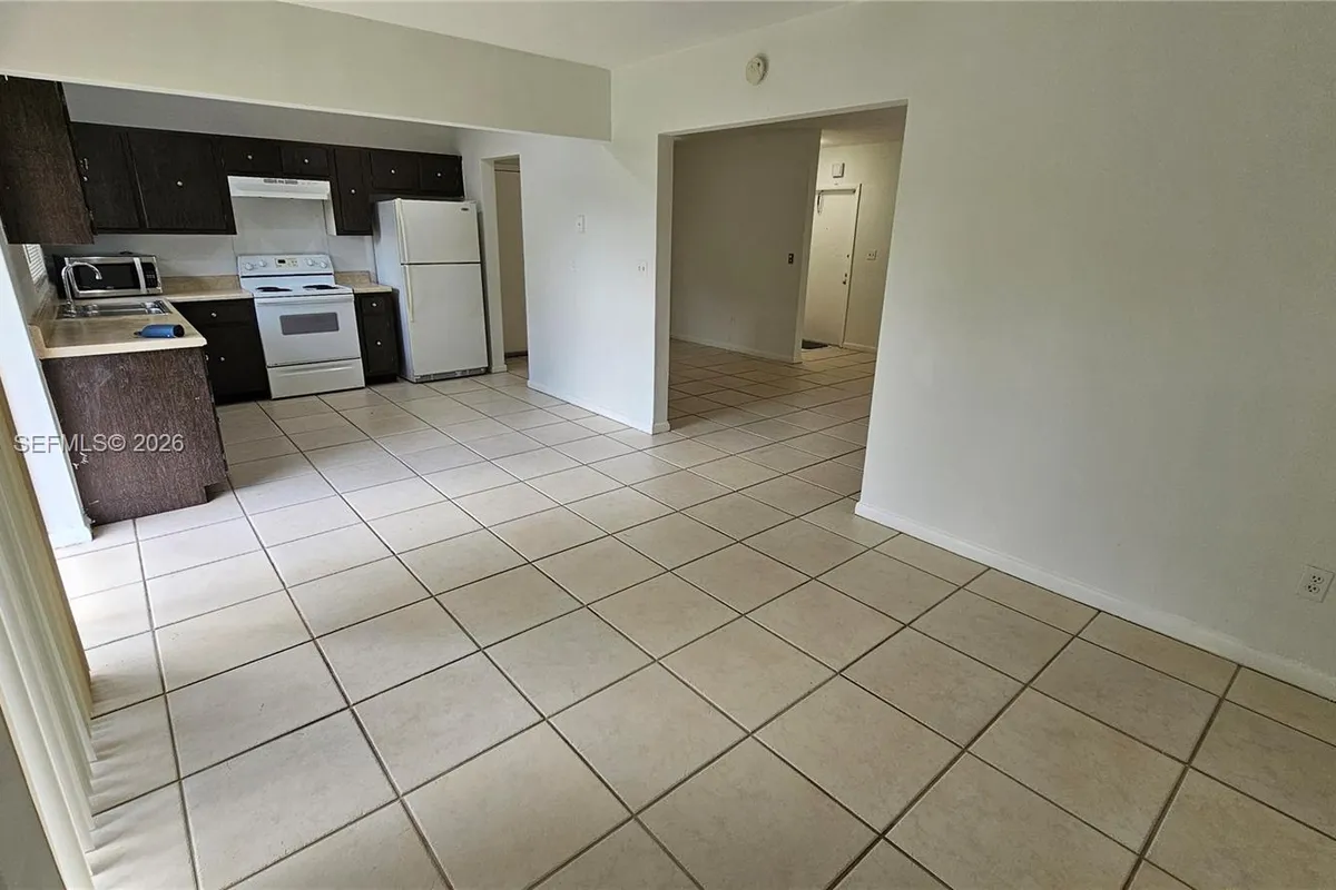 12320 SW 105th St, Miami FL 33186