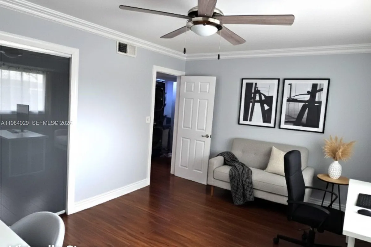 3282 N Pine Island Rd # 301, Sunrise FL 33351