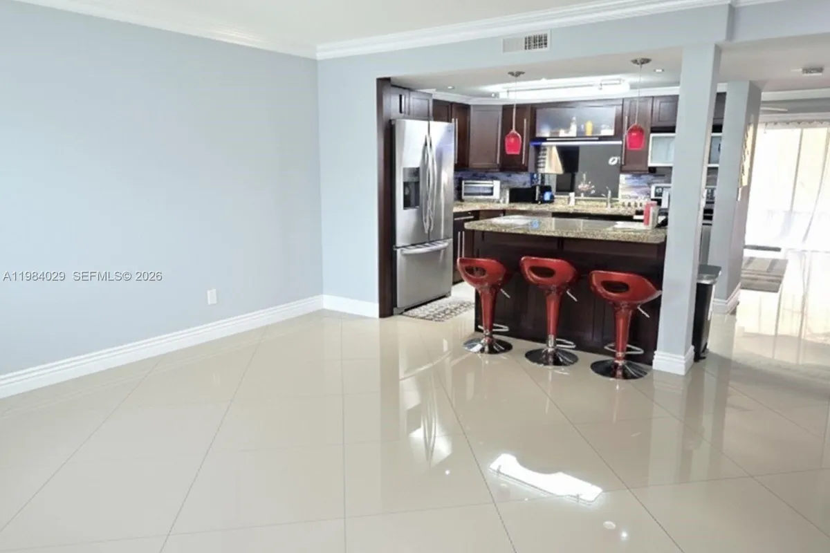 3282 N Pine Island Rd # 301, Sunrise FL 33351