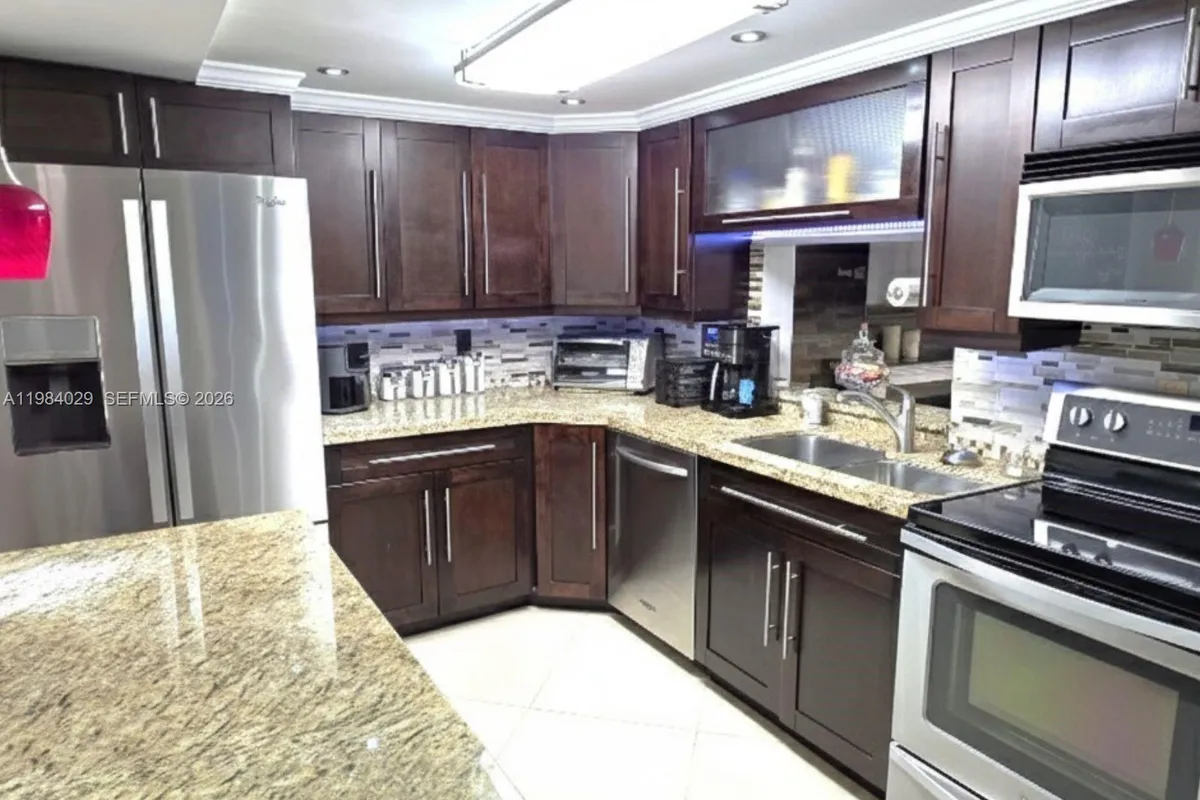 3282 N Pine Island Rd # 301, Sunrise FL 33351