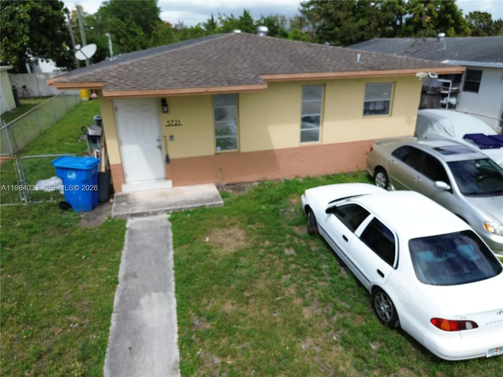 5721 SW 37th St, West Park FL 33023