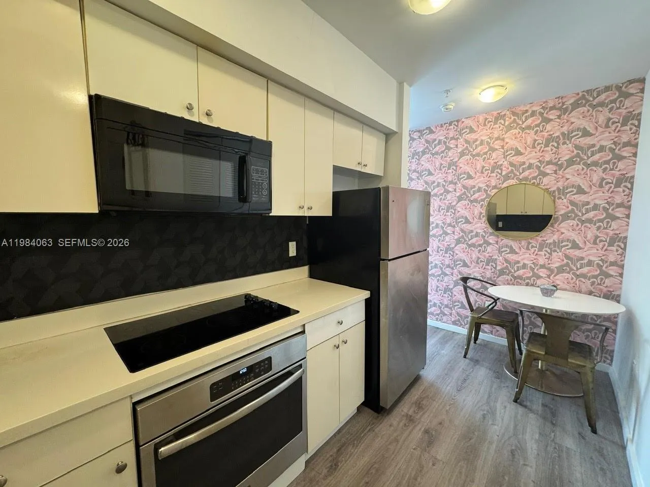 810 7th St # 207, Miami Beach FL 33139