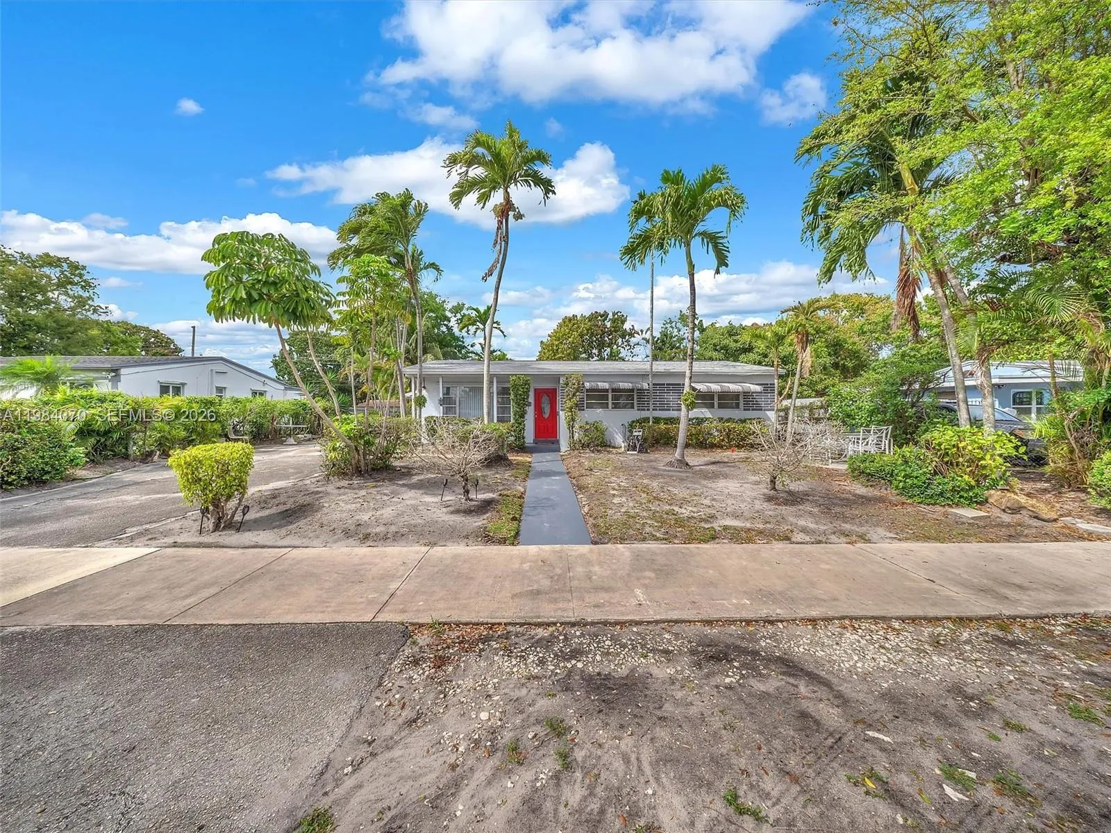 3281 NW 170th St, Miami Gardens FL 33056