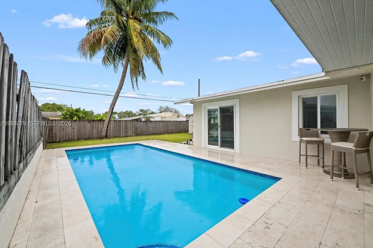 5721 SW 38 Ct # 5721, Davie FL 33314