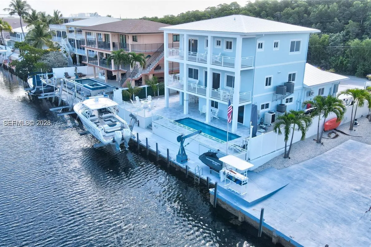 48 S Andros Rd, Key Largo FL 33037