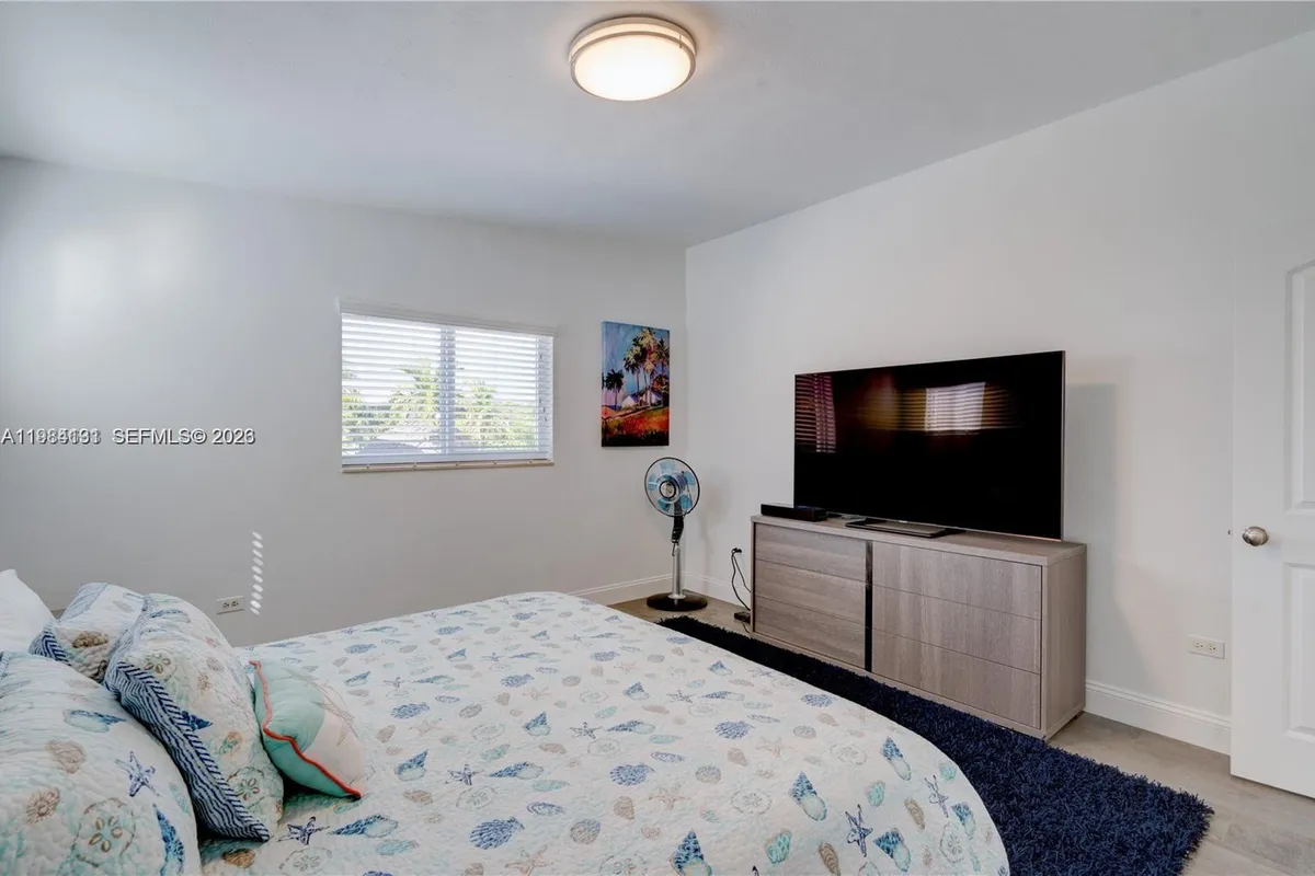 48 S Andros Rd, Key Largo FL 33037