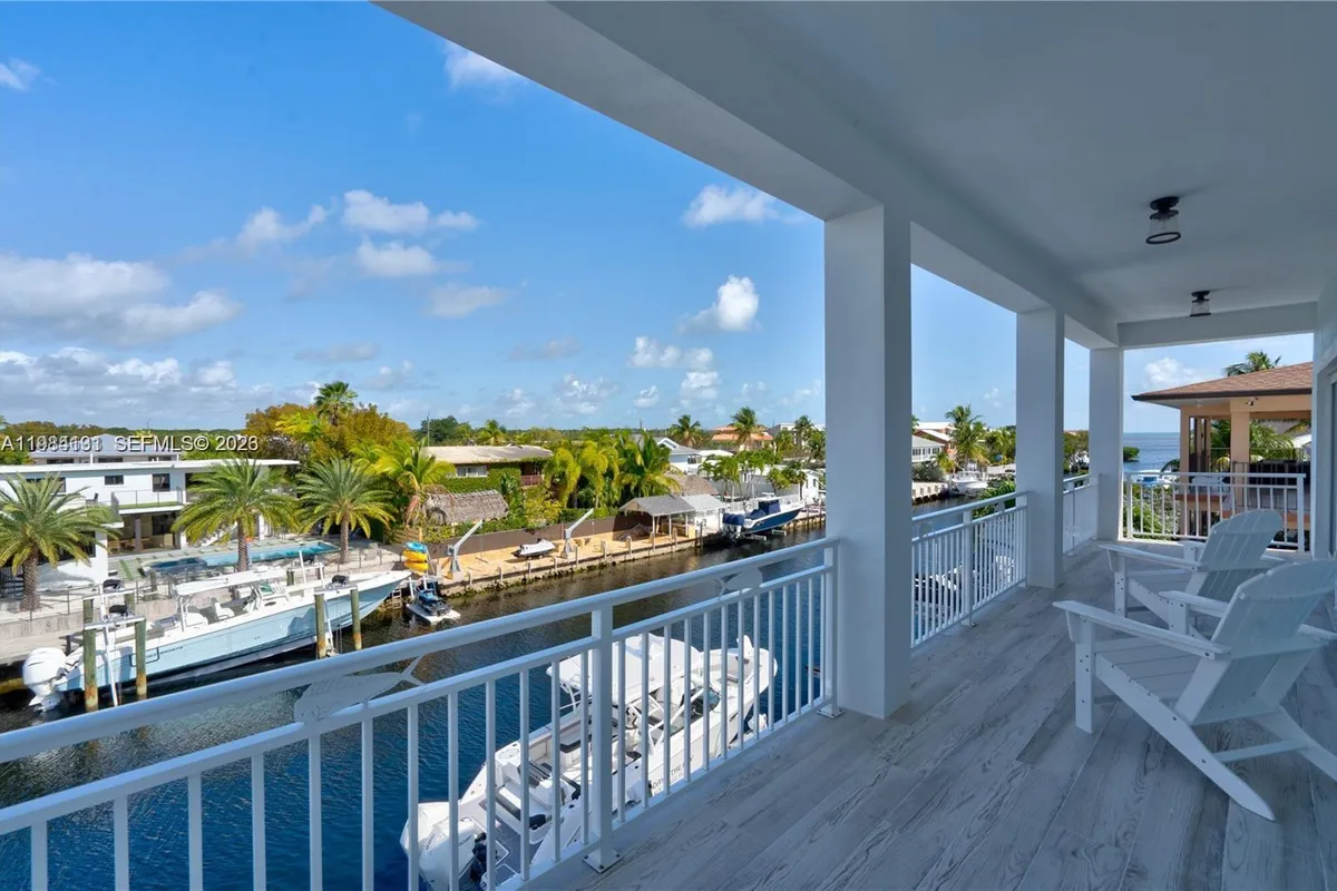 48 S Andros Rd, Key Largo FL 33037