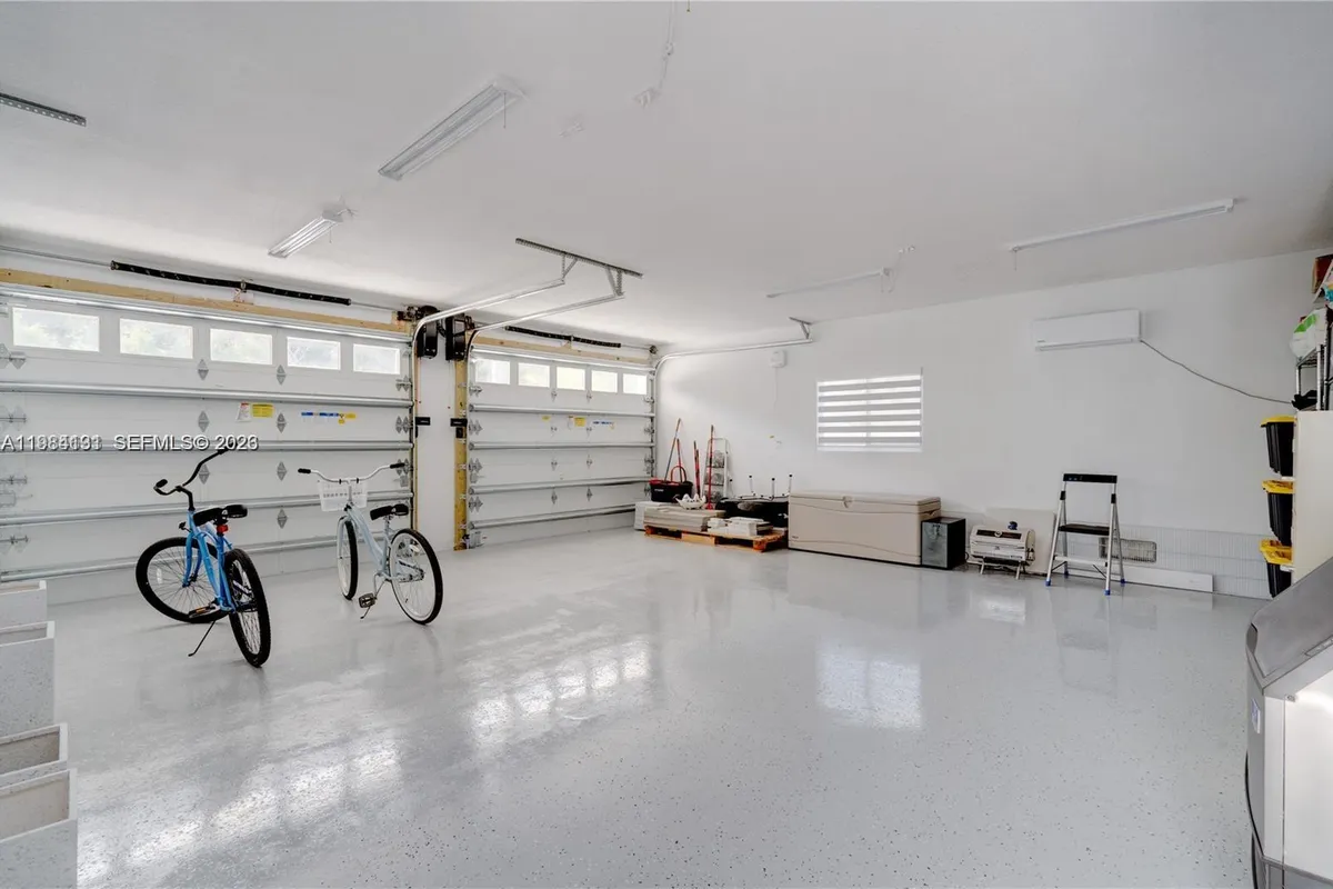 48 S Andros Rd, Key Largo FL 33037