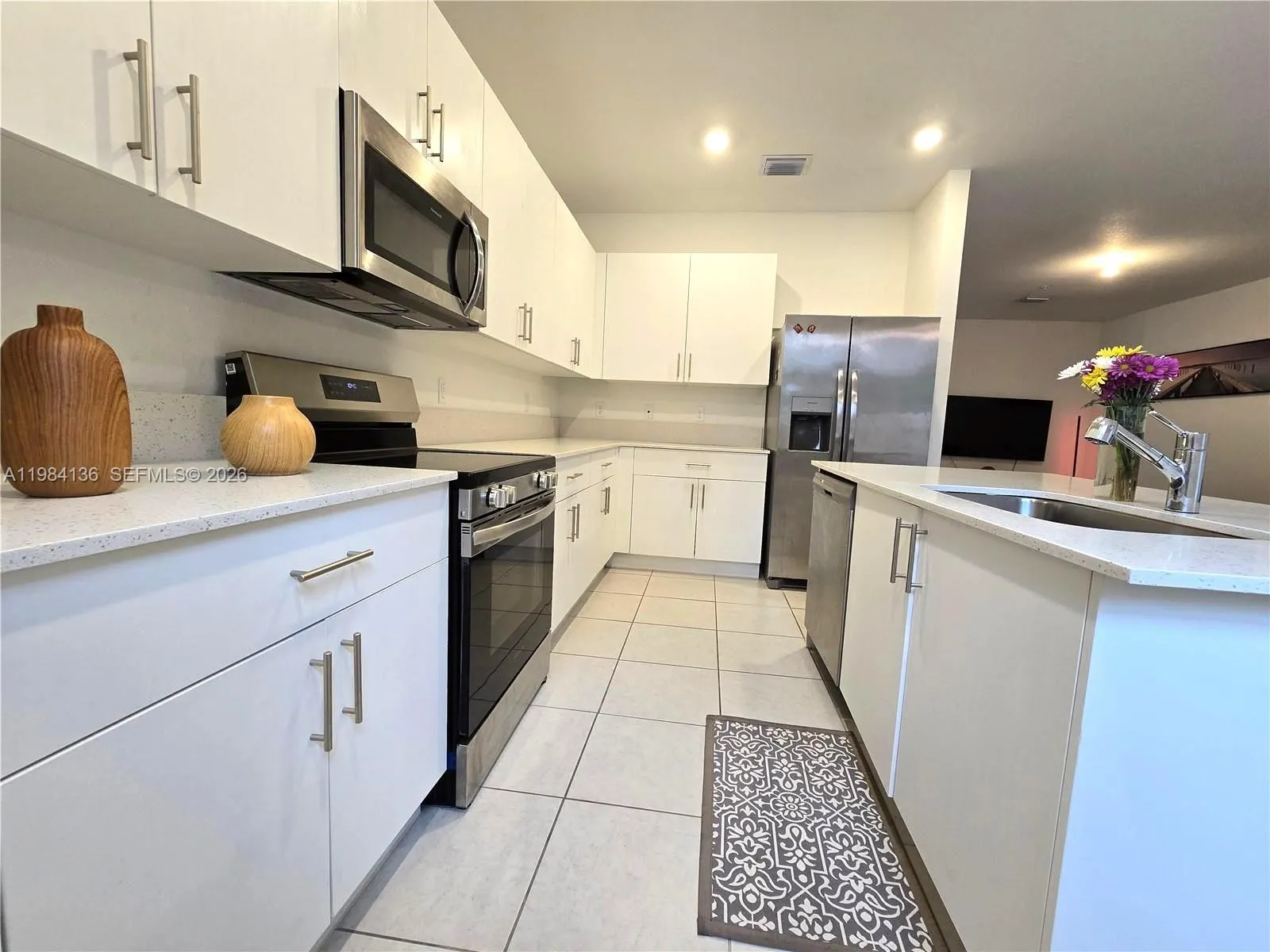 2761 NW 55th Way, Lauderhill FL 33313