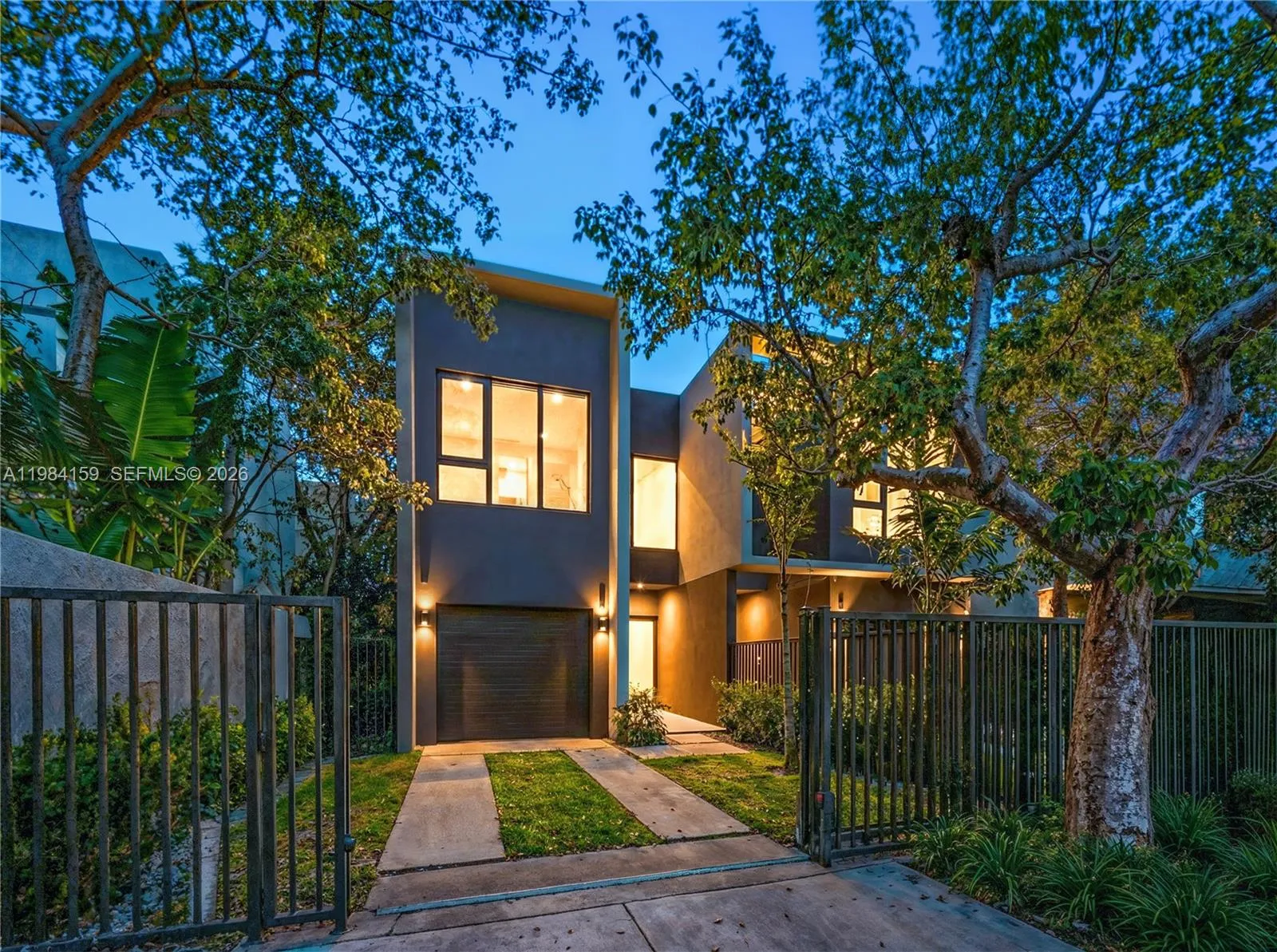 3086 Indiana St, Miami FL 33133