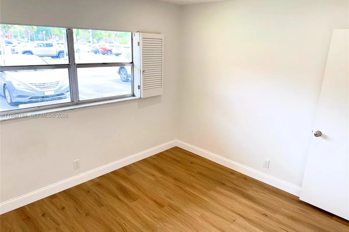 8846 W Mcnab Rd # 106, Tamarac FL 33321