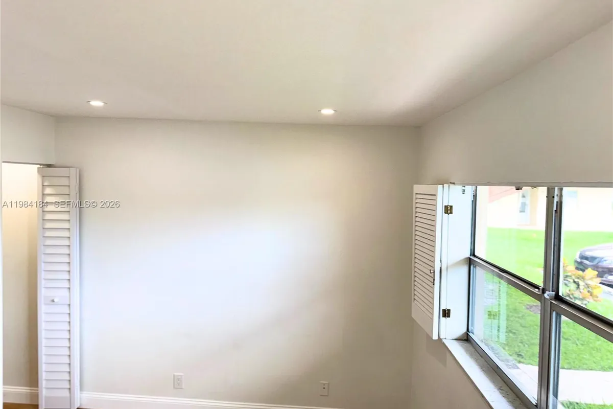 8846 W Mcnab Rd # 106, Tamarac FL 33321