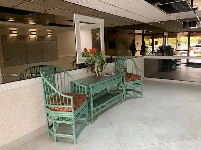 5530 NW 44th St # 111C, Lauderhill FL 33319