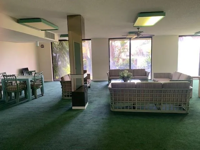 5530 NW 44th St # 111C, Lauderhill FL 33319