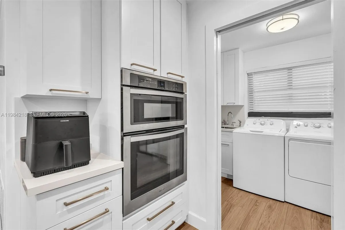 3909 Adams St, Hollywood FL 33021