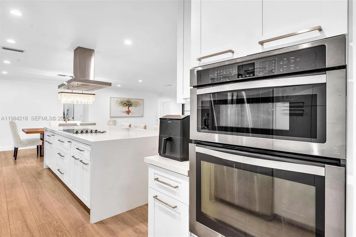 3909 Adams St, Hollywood FL 33021