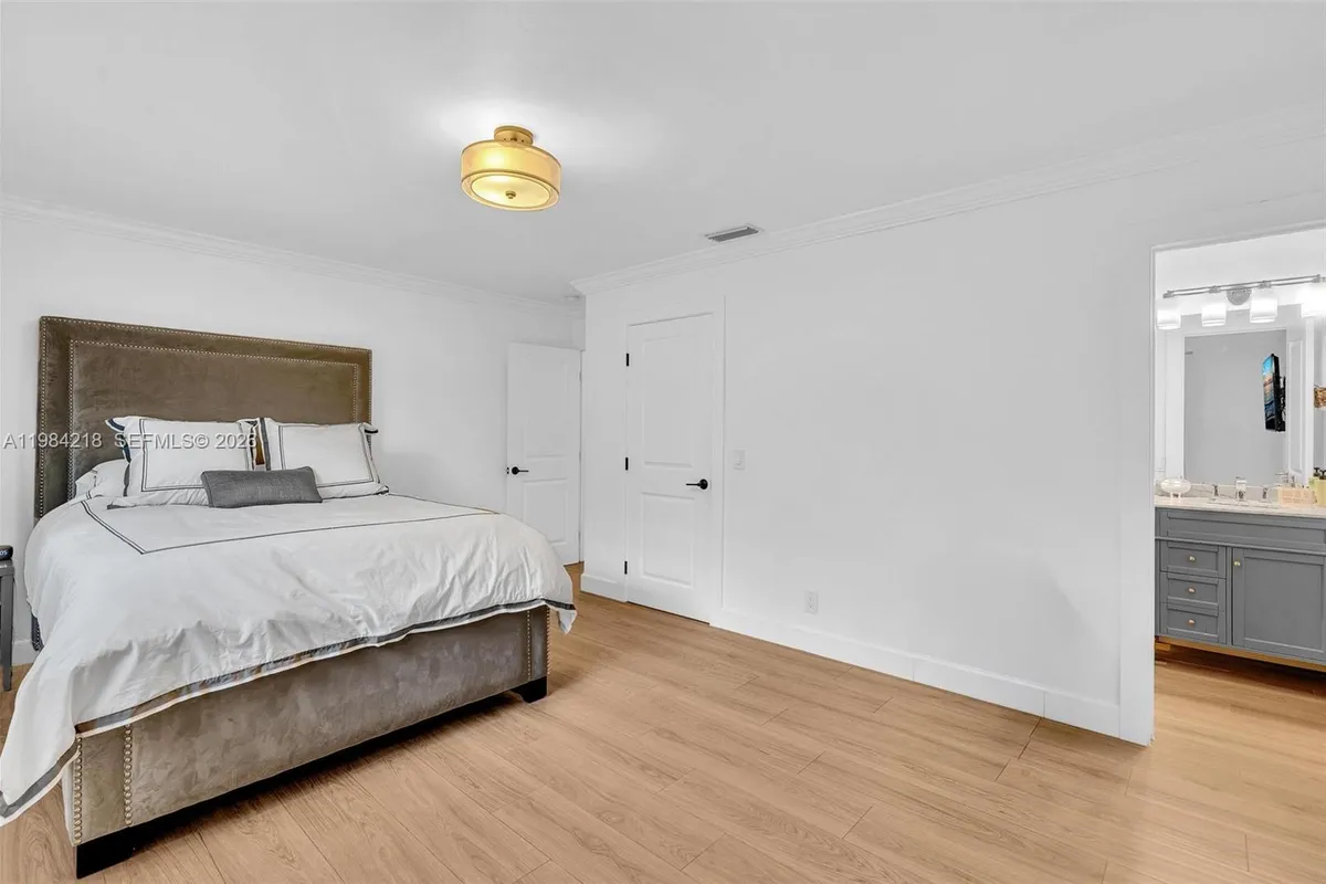 3909 Adams St, Hollywood FL 33021