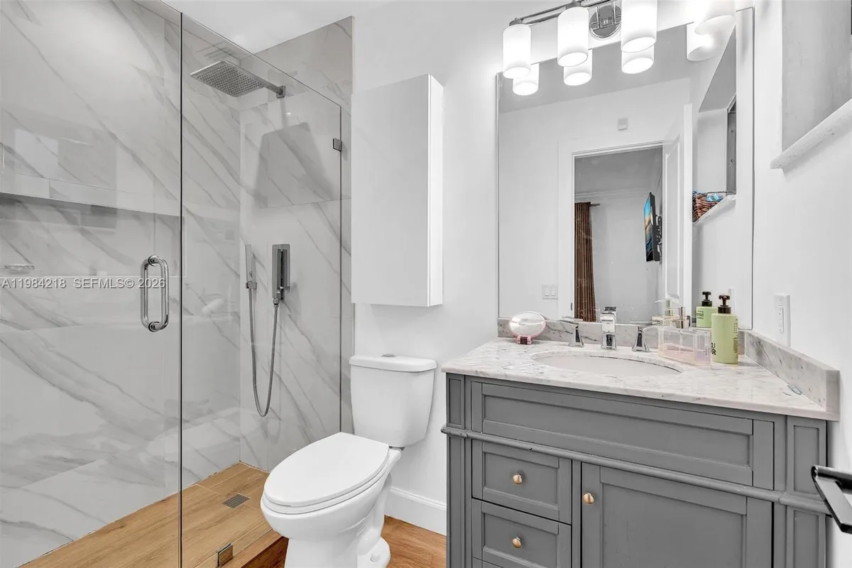 3909 Adams St, Hollywood FL 33021