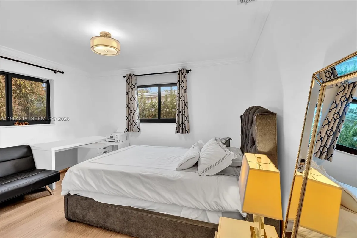 3909 Adams St, Hollywood FL 33021