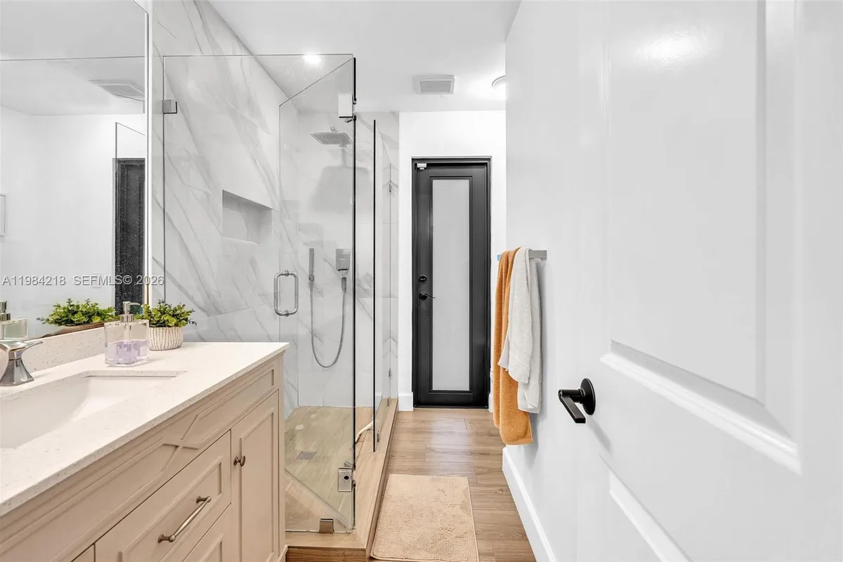 3909 Adams St, Hollywood FL 33021