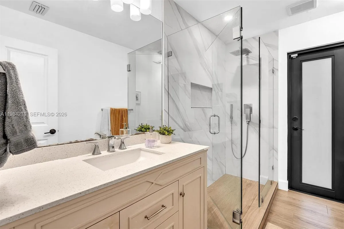 3909 Adams St, Hollywood FL 33021