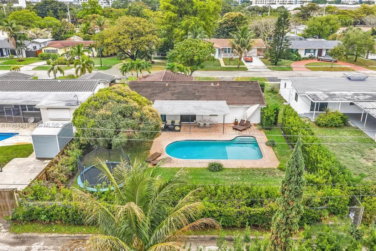 3909 Adams St, Hollywood FL 33021