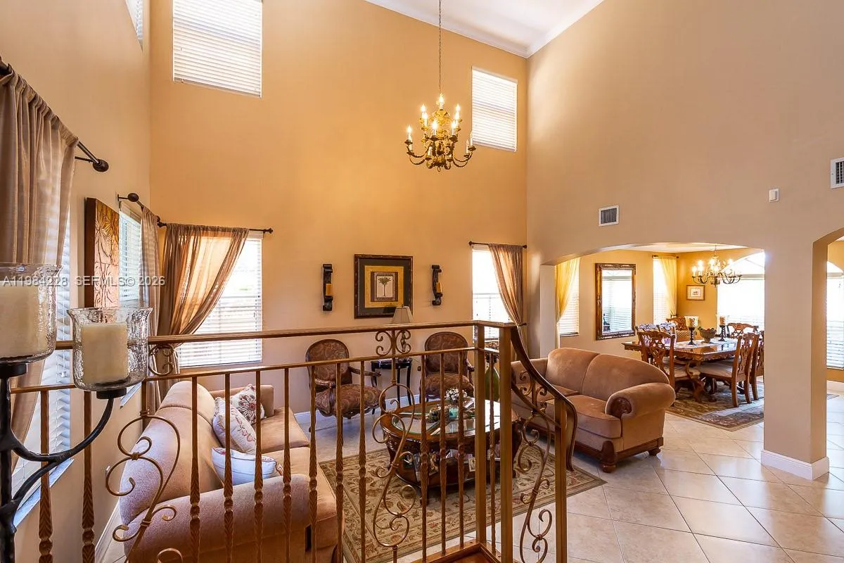 15226 SW 29th Ter, Miami FL 33185