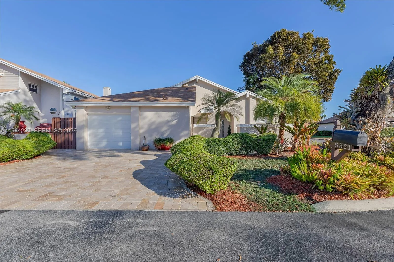 5321 SW 153rd Pl S, Miami FL 33185