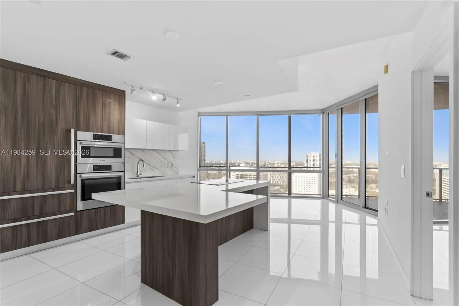 851 NE 1st Ave # 3010, Miami FL 33132