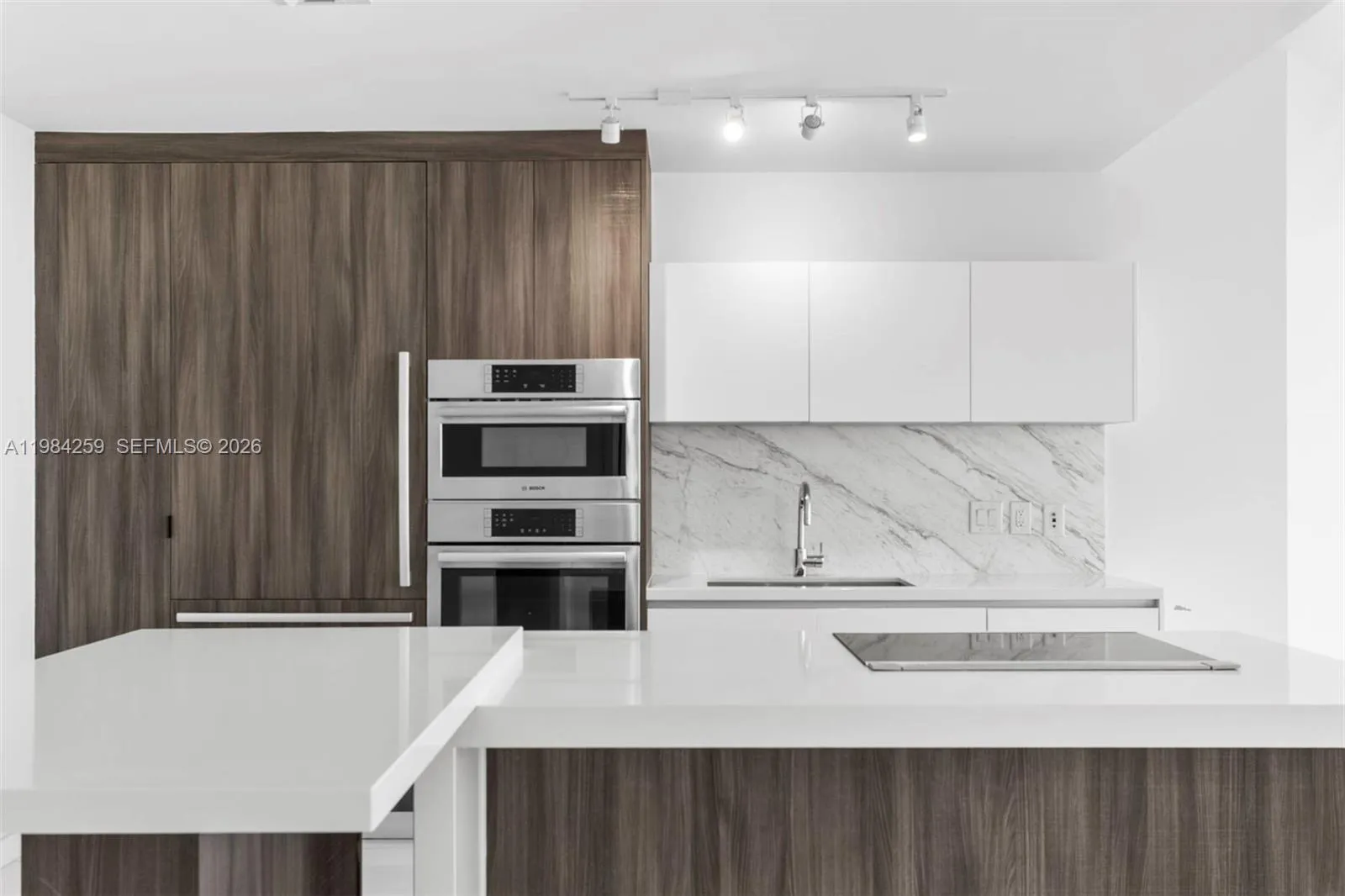 851 NE 1st Ave # 3010, Miami FL 33132