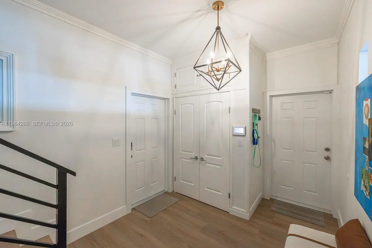 261 Navarre Ave # 1, Coral Gables FL 33134