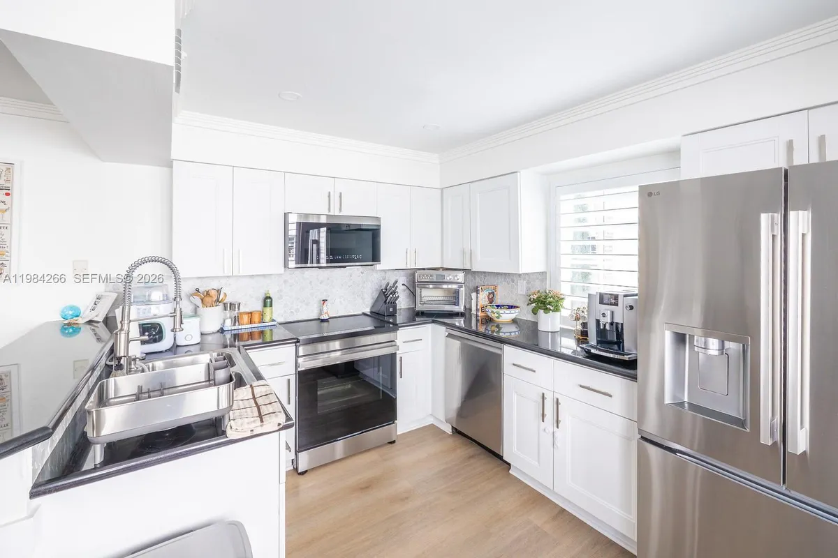 261 Navarre Ave # 1, Coral Gables FL 33134