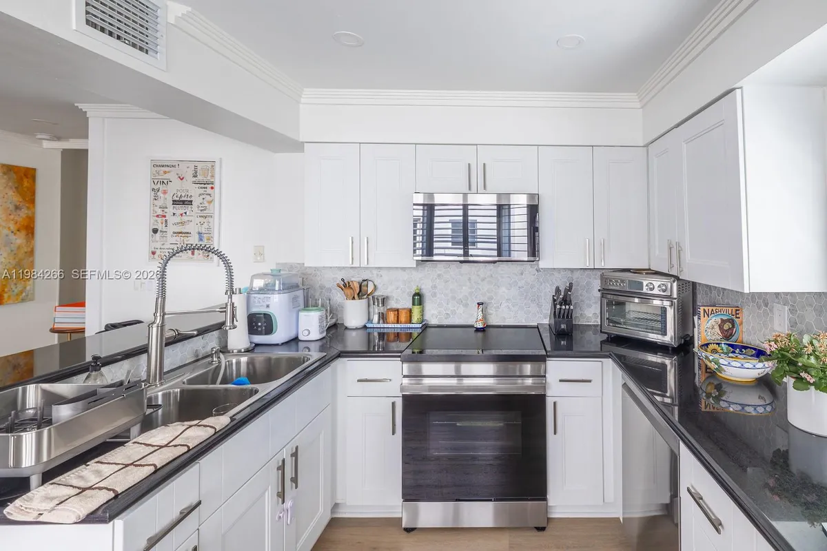 261 Navarre Ave # 1, Coral Gables FL 33134