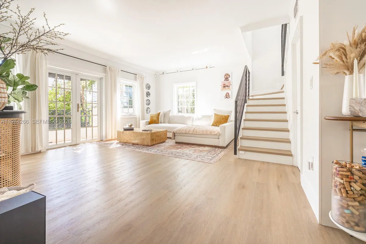 261 Navarre Ave # 1, Coral Gables FL 33134