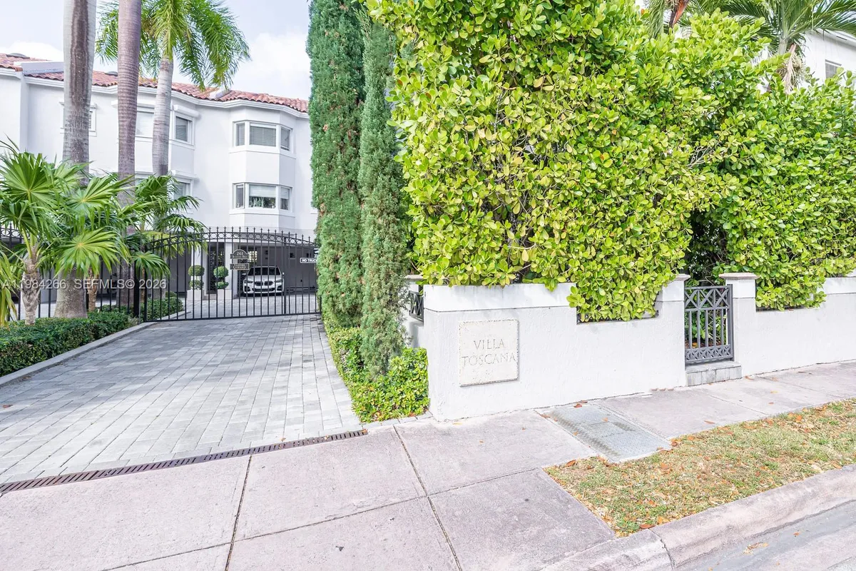 261 Navarre Ave # 1, Coral Gables FL 33134