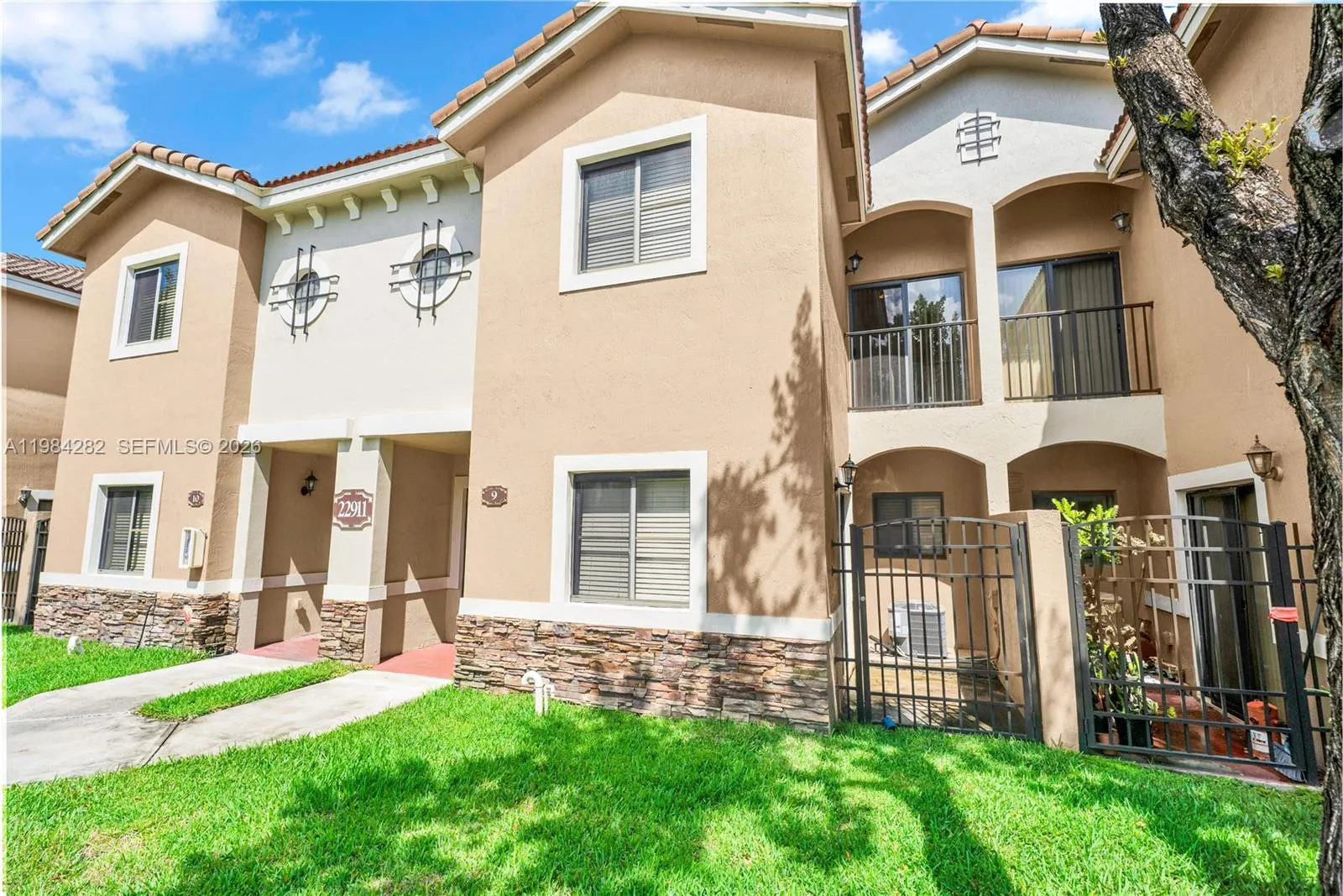 22911 SW 88th Pl # 21, Cutler Bay FL 33190