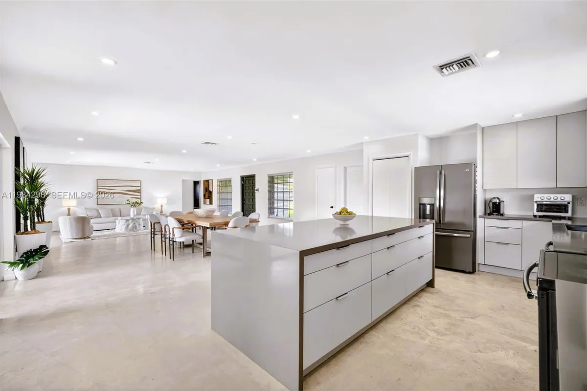 1119 N 46th Ter, Hollywood FL 33021