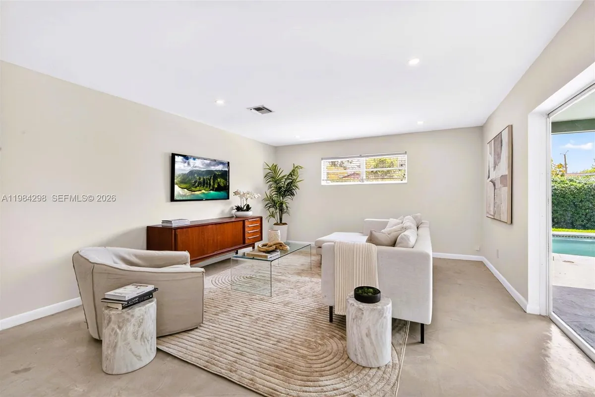 1119 N 46th Ter, Hollywood FL 33021