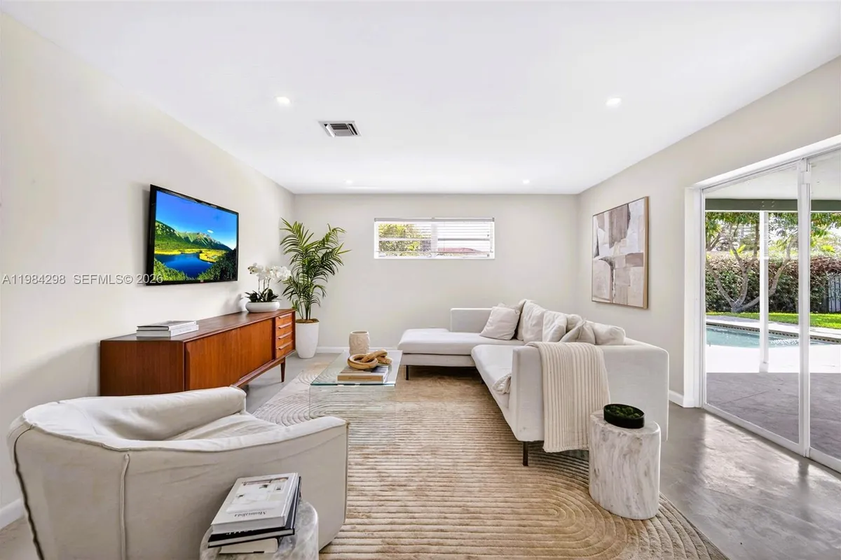 1119 N 46th Ter, Hollywood FL 33021