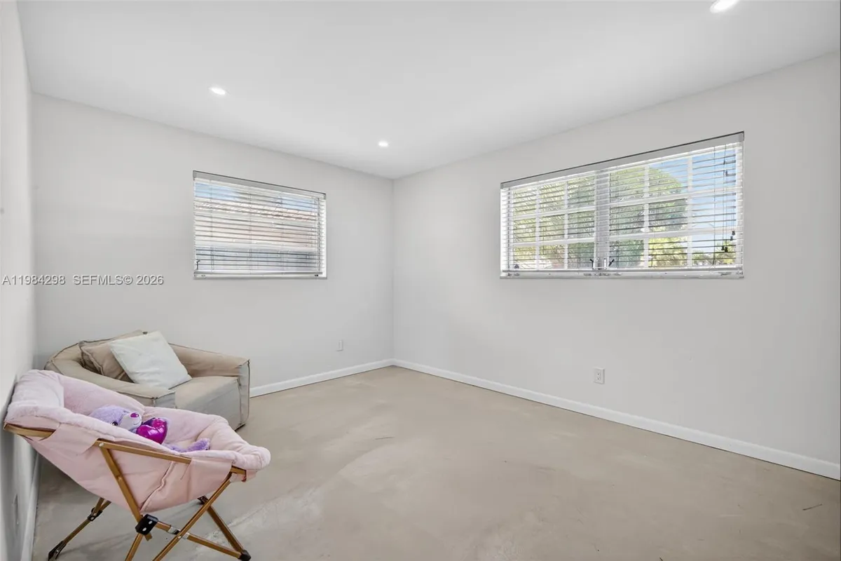 1119 N 46th Ter, Hollywood FL 33021