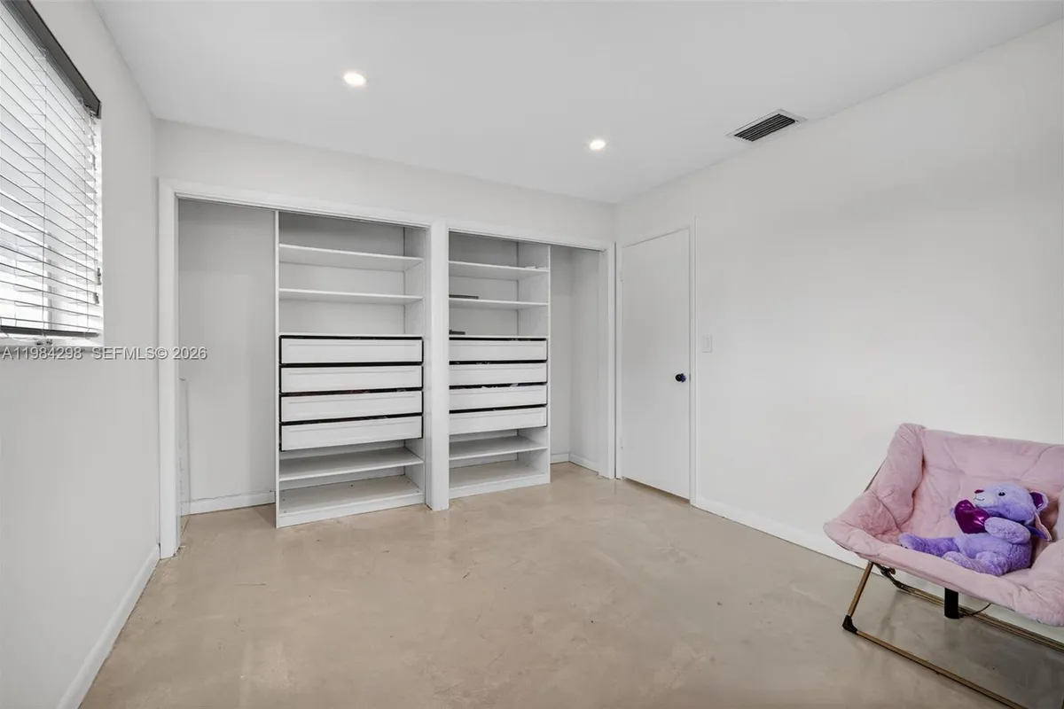 1119 N 46th Ter, Hollywood FL 33021