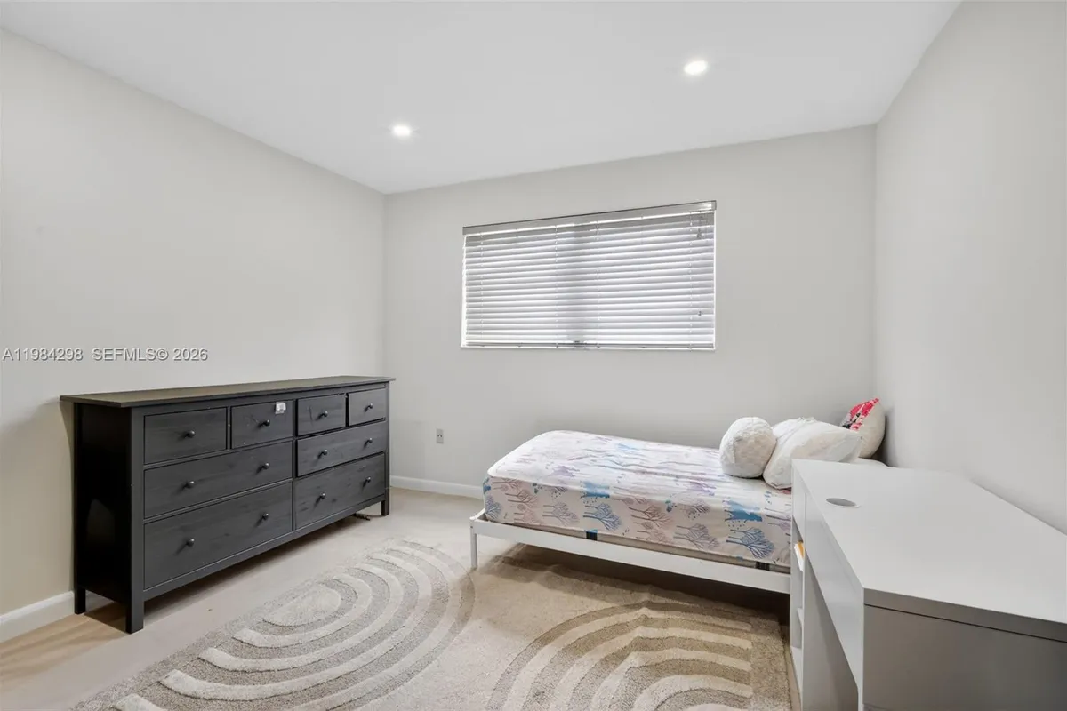 1119 N 46th Ter, Hollywood FL 33021