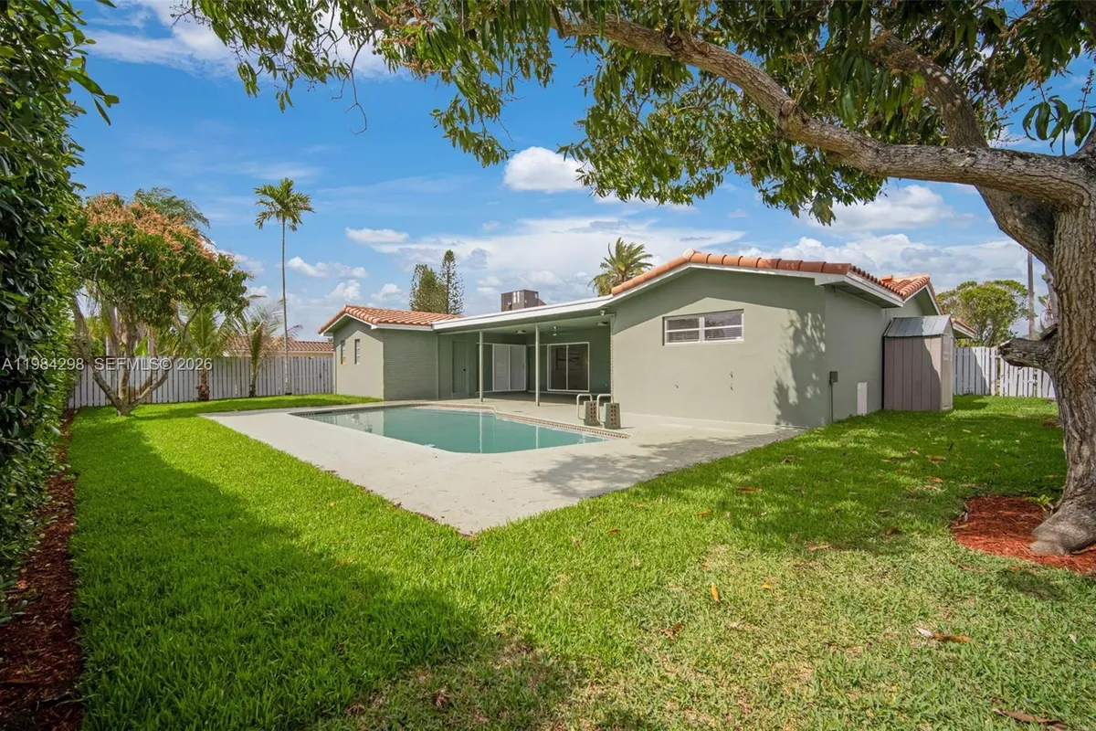 1119 N 46th Ter, Hollywood FL 33021