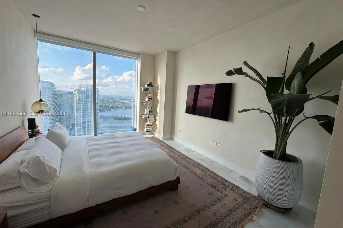 700 NE 26th Ter # 5006, Miami FL 33137