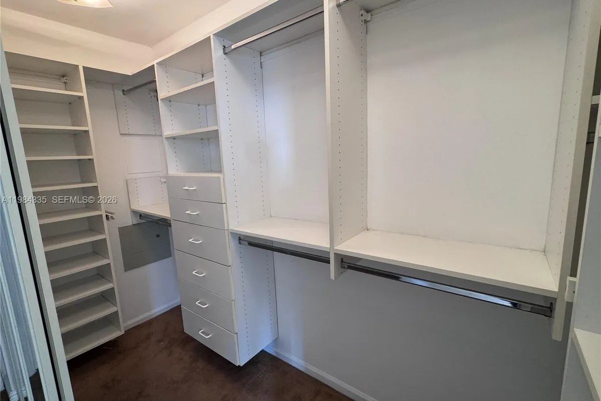 3610 Yacht Club Dr # 1002, Aventura FL 33180