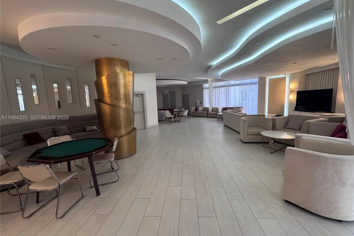 3610 Yacht Club Dr # 1002, Aventura FL 33180