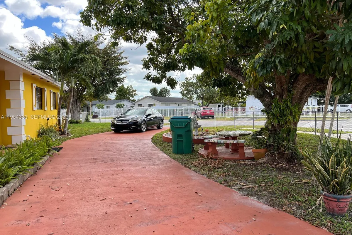 12135 SW 182nd Ter # 12135, Miami FL 33177